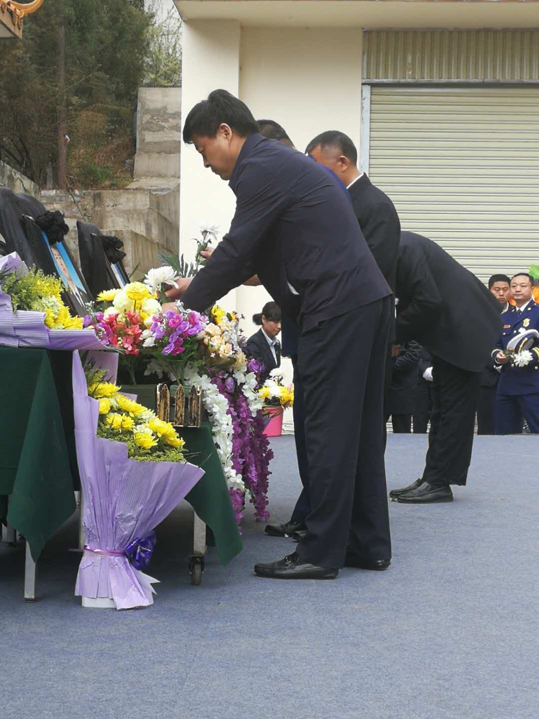 麒麟区殡葬事业单位领导团队介绍